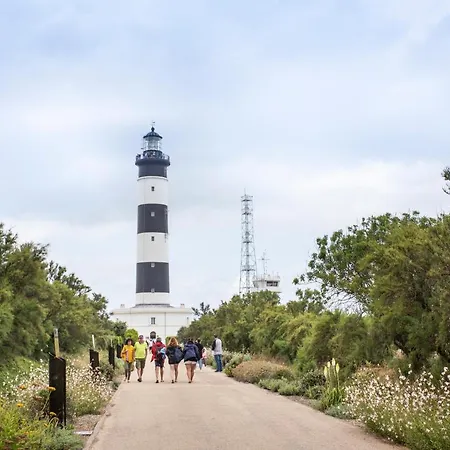 Huttopia Oleron Les Pins