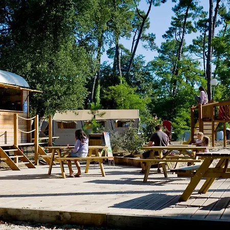 Camping Huttopia Oleron Les Pins Saint-Trojan-les-Bains