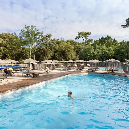 Huttopia Oleron Les Pins Camping 3*
