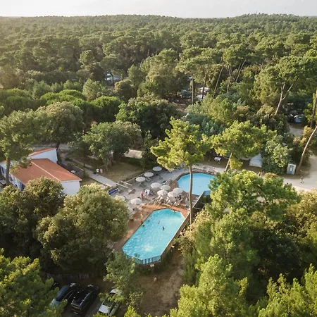 Huttopia Oleron Les Pins Saint-Trojan-les-Bains