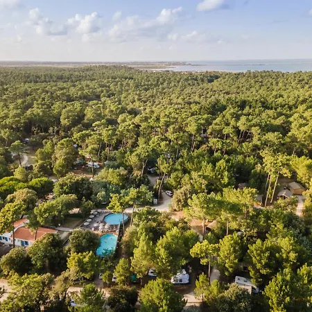 Huttopia Oleron Les Pins 3*