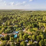 Huttopia Oleron Les Pins 3*