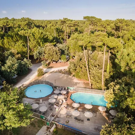 Kemp Huttopia Oleron Les Pins