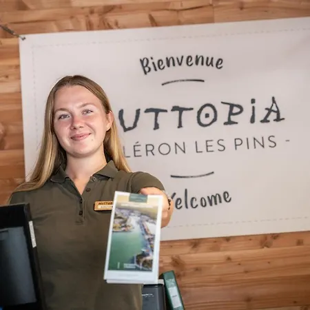 Huttopia Oleron Les Pins Kemp