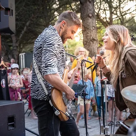 Huttopia Oleron Les Pins 3*